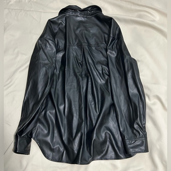 NWT American Eagle Oversized Vegan Leather Shacket in Black - L - Picture 8 of 12
